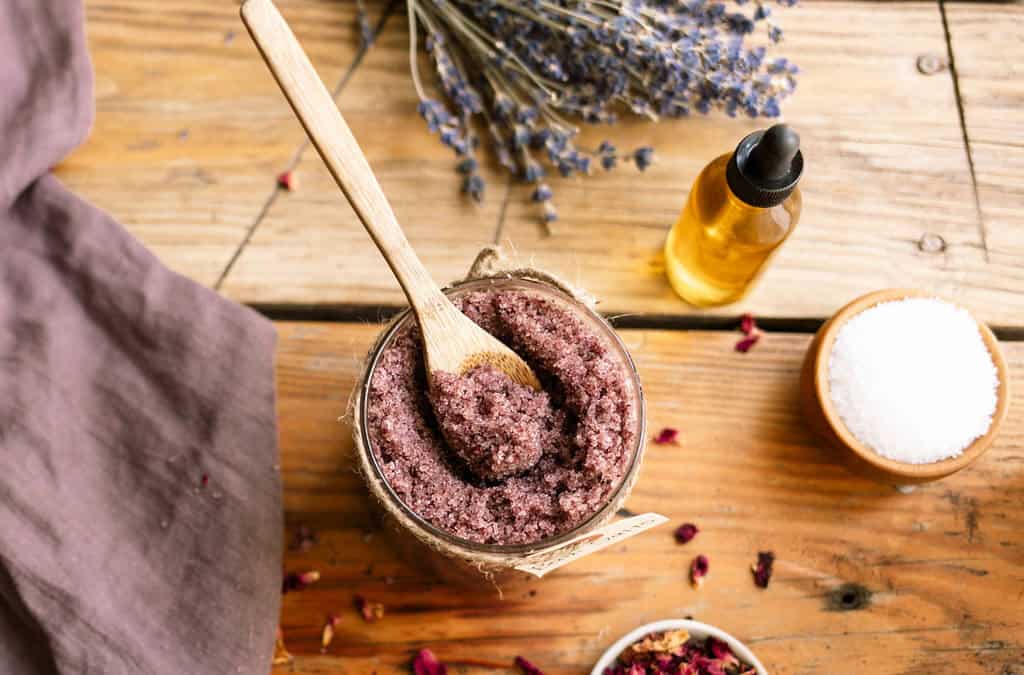 How to Make Simple & Healing Bath Salts