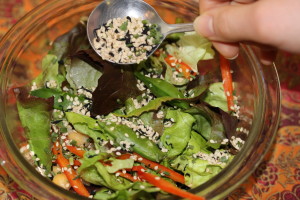 Sesame Chive Salad Sprinkle