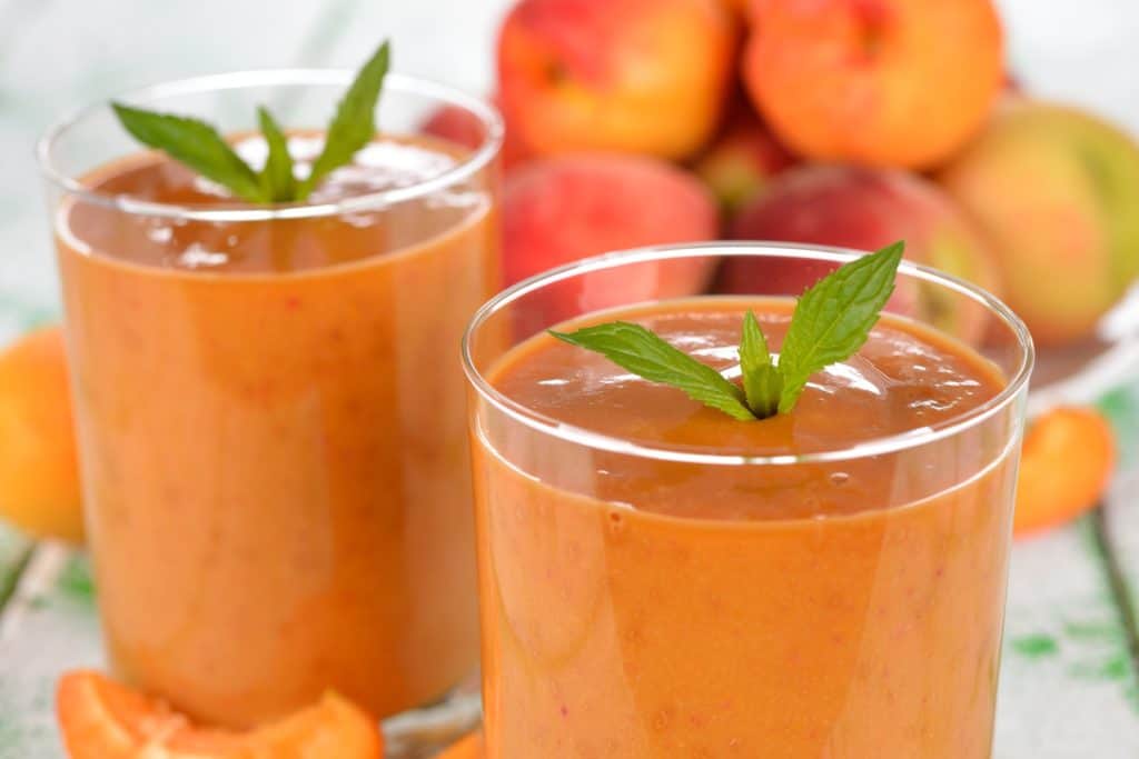 summer peach smoothie
